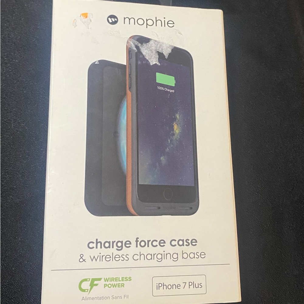 iPhone 7 wireless charging base.